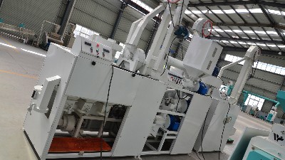 玉米加工小機(jī)組助力農(nóng)戶(hù)糧食加工快速發(fā)展