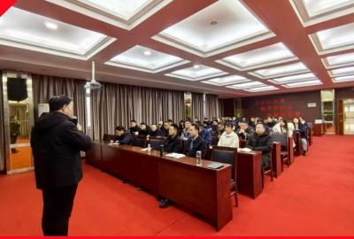 專業(yè)賦能 團(tuán)隊(duì)進(jìn)階——華豫萬(wàn)通2025“管理高手實(shí)戰(zhàn)課”培訓(xùn)圓滿結(jié)束！